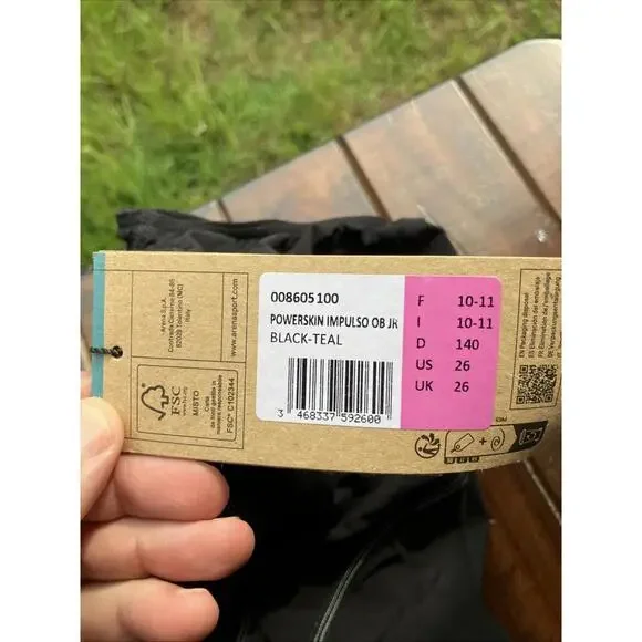 ARENA POWERSKIN IMPULSO JR GIRLS BLACK TEAL 008605 SIz 26 SWIMSUIT $210 MSRP Outdoor Games